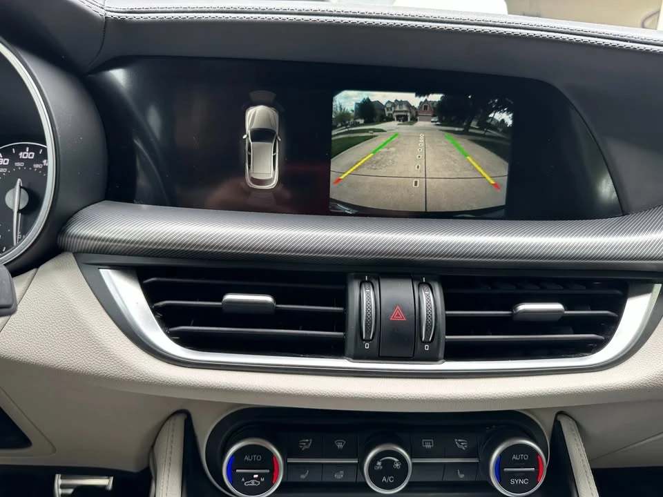 2019 Alfa Romeo Stelvio - Image 16 of 20