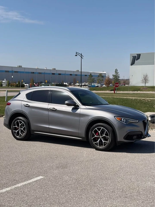 2019 Alfa Romeo Stelvio - Image 3 of 12