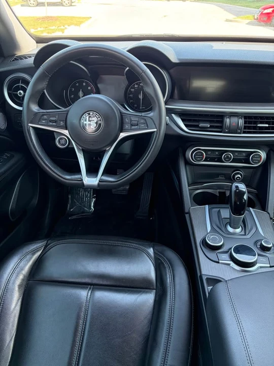 2019 Alfa Romeo Stelvio - Image 8 of 12