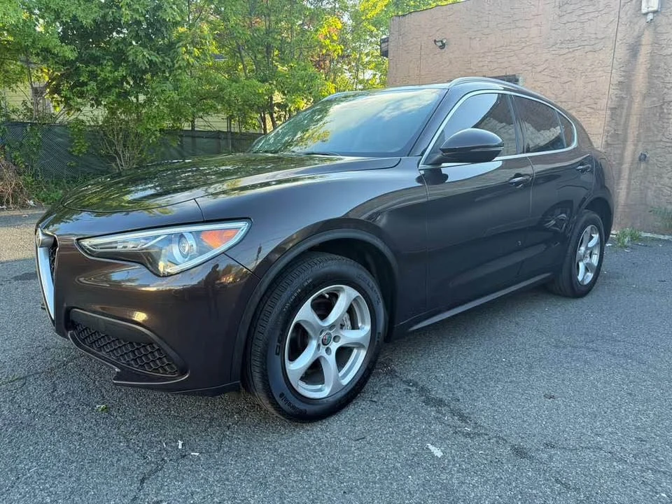 2019 Alfa Romeo Stelvio - Image 3 of 3