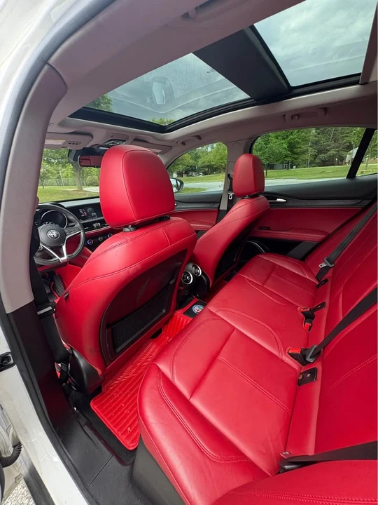 2019 Alfa Romeo Stelvio - Image 18 of 21