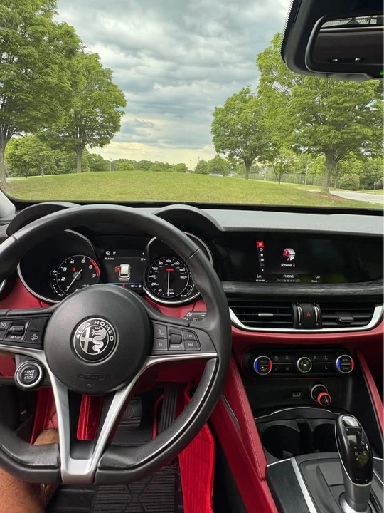 2019 Alfa Romeo Stelvio - Image 14 of 21