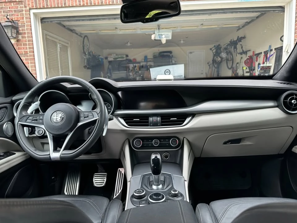 2019 Alfa Romeo Stelvio - Image 14 of 20