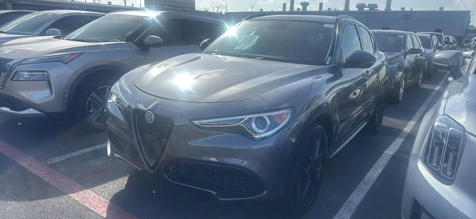 2019 Alfa Romeo Stelvio - Image 3 of 6