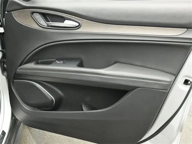2019 Alfa Romeo Stelvio - Image 19 of 20