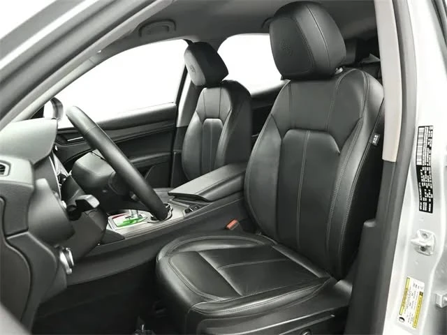 2019 Alfa Romeo Stelvio - Image 12 of 20