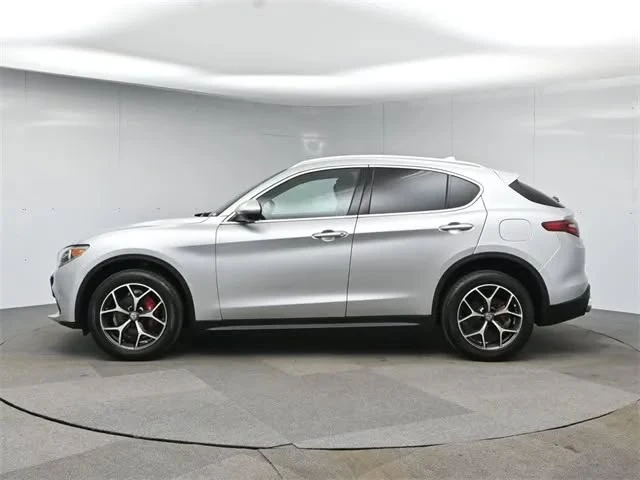 2019 Alfa Romeo Stelvio - Image 2 of 20
