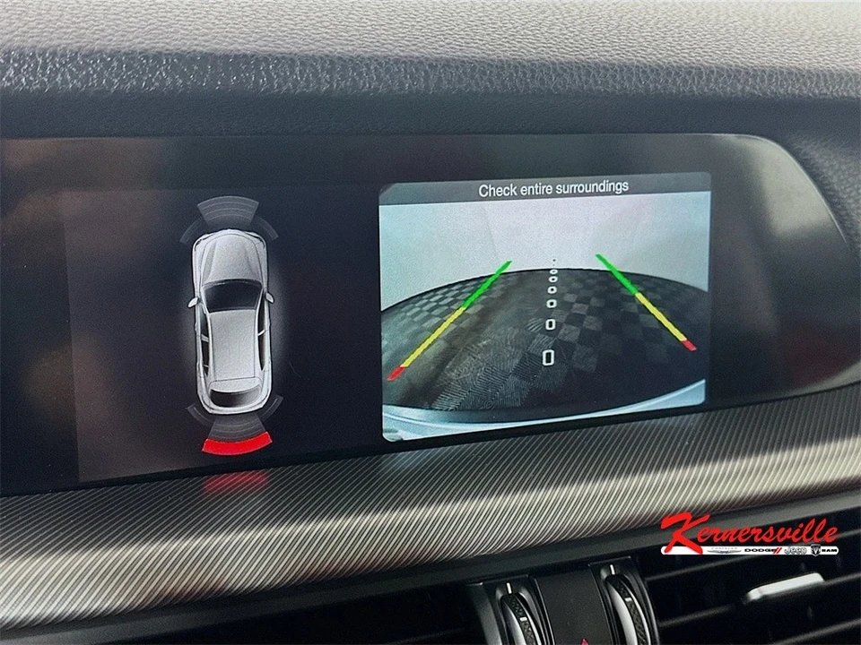 2019 Alfa Romeo Stelvio - Image 19 of 21
