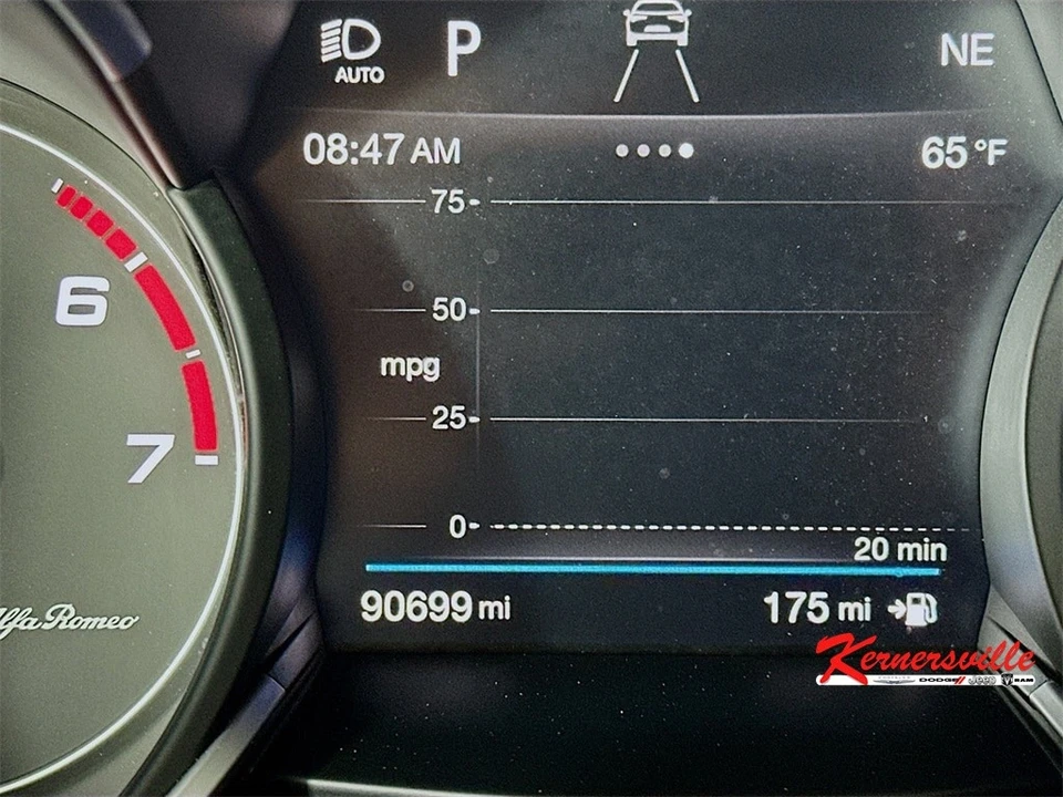 2019 Alfa Romeo Stelvio - Image 15 of 21