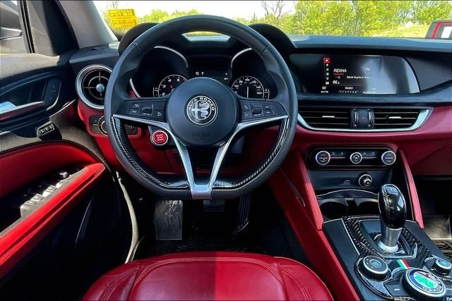 2019 Alfa Romeo Stelvio - Image 8 of 20