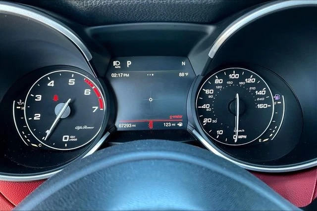 2019 Alfa Romeo Stelvio - Image 13 of 20