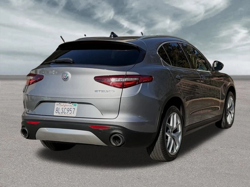 2019 Alfa Romeo Stelvio - Image 6 of 8