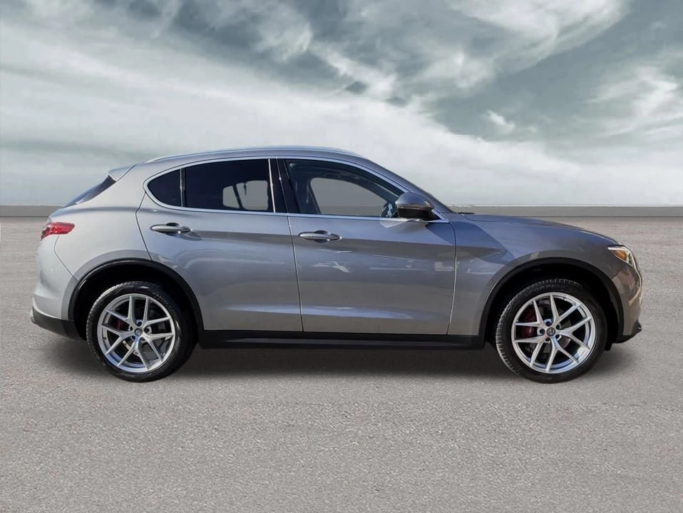 2019 Alfa Romeo Stelvio - Image 7 of 8