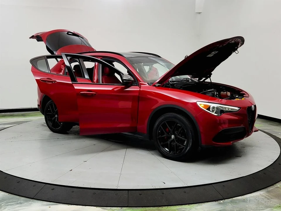 2019 Alfa Romeo Stelvio - Image 10 of 12
