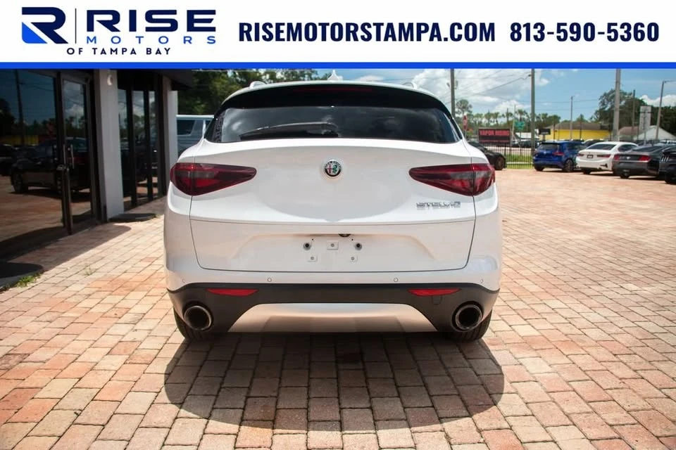 2019 Alfa Romeo Stelvio - Image 9 of 10