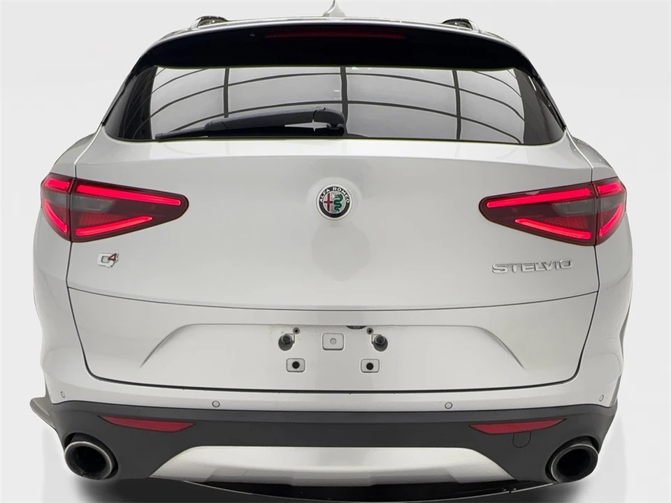 2019 Alfa Romeo Stelvio - Image 11 of 12