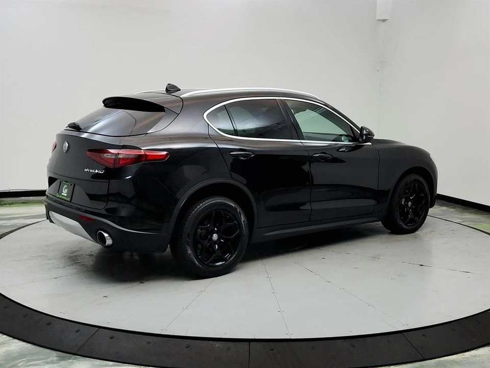 2019 Alfa Romeo Stelvio - Image 5 of 31