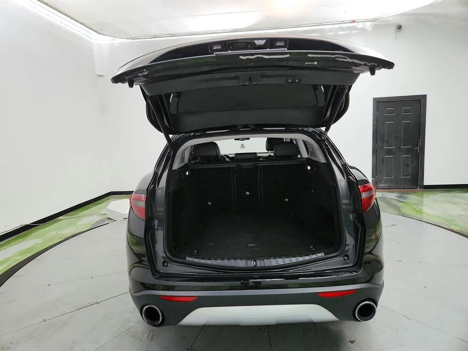 2019 Alfa Romeo Stelvio - Image 29 of 31