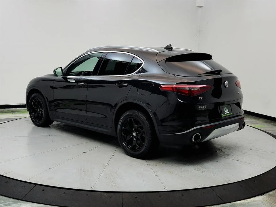 2019 Alfa Romeo Stelvio - Image 7 of 31