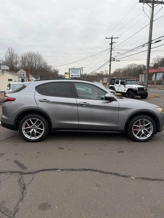 2019 Alfa Romeo Stelvio - Image 6 of 19