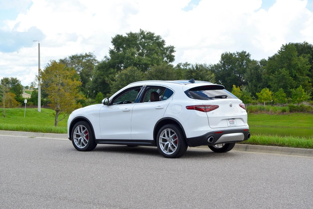 2019 Alfa Romeo Stelvio - Image 7 of 31
