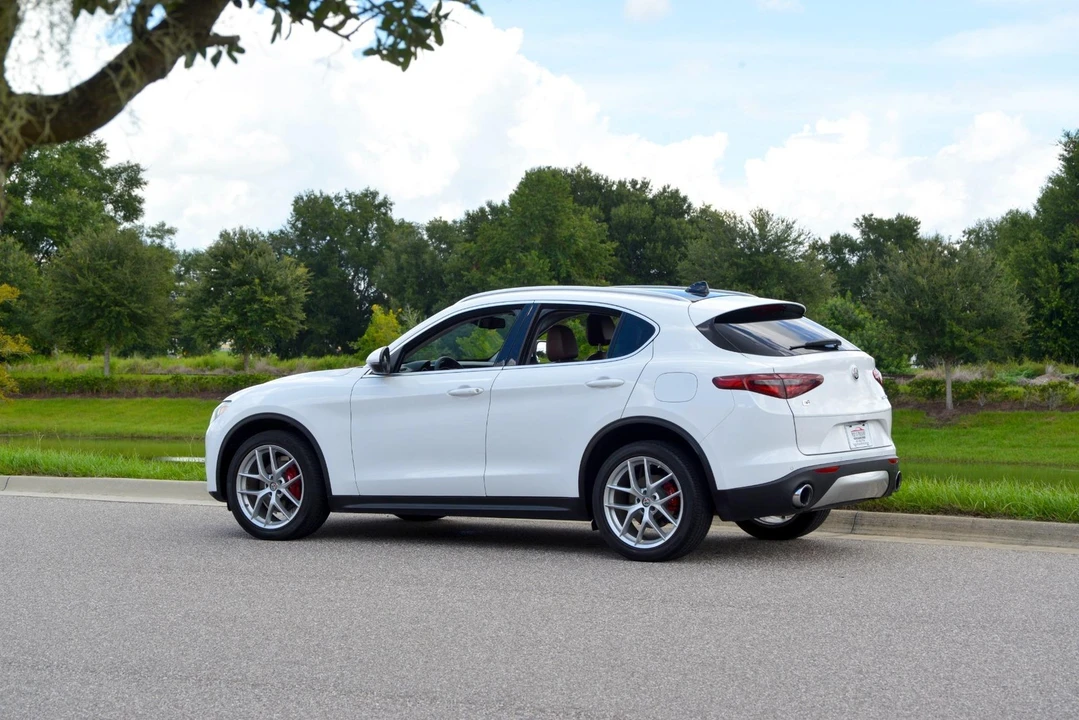 2019 Alfa Romeo Stelvio - Image 6 of 31