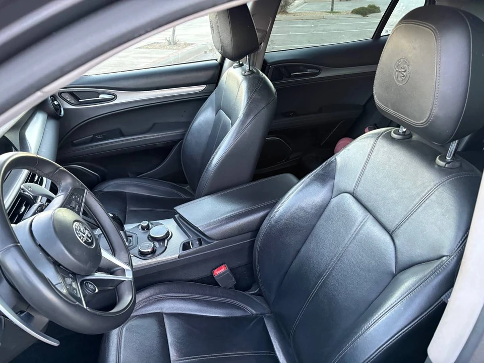 2019 Alfa Romeo Stelvio - Image 11 of 13
