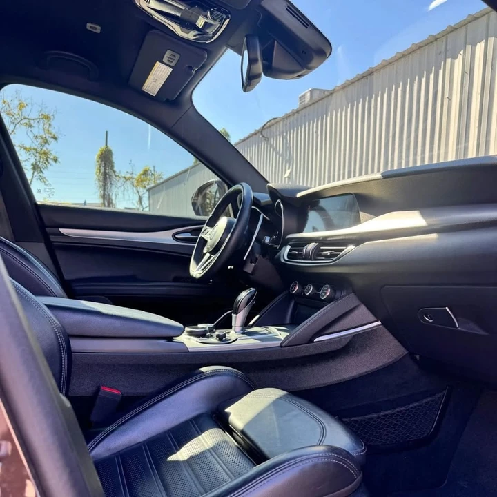 2019 Alfa Romeo Stelvio - Image 12 of 15