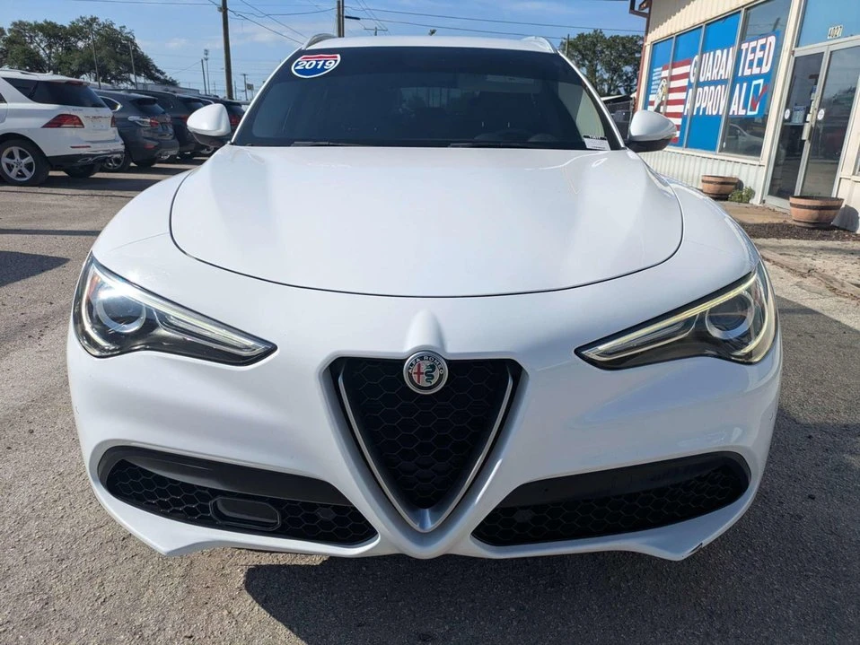 2019 Alfa Romeo Stelvio - Image 8 of 20