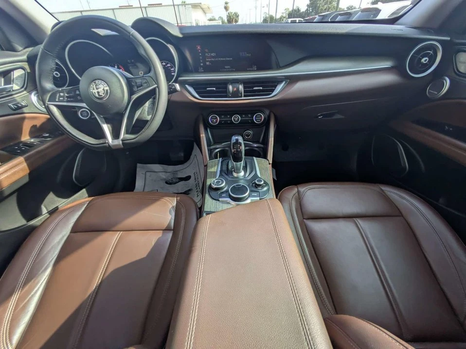 2019 Alfa Romeo Stelvio - Image 13 of 20