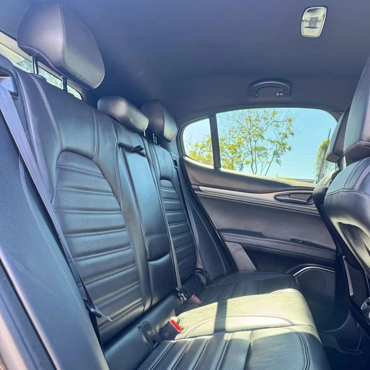 2019 Alfa Romeo Stelvio - Image 14 of 15