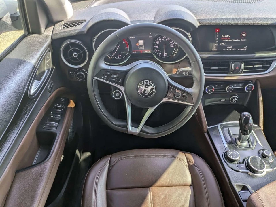 2019 Alfa Romeo Stelvio - Image 15 of 20