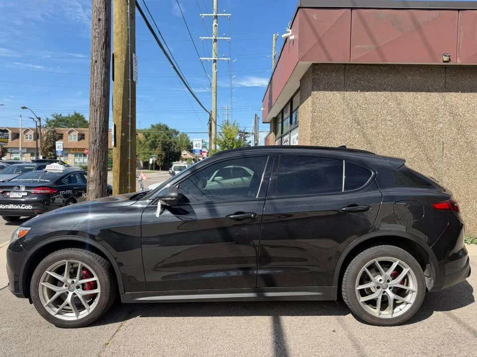 2019 Alfa Romeo Stelvio - Image 9 of 11