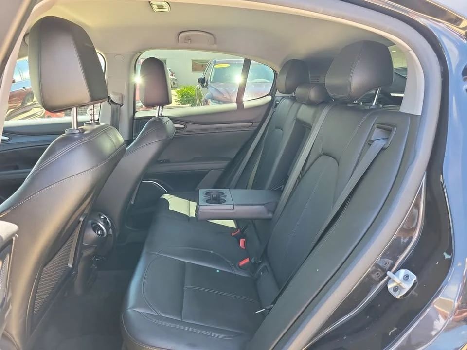 2019 Alfa Romeo Stelvio - Image 10 of 17