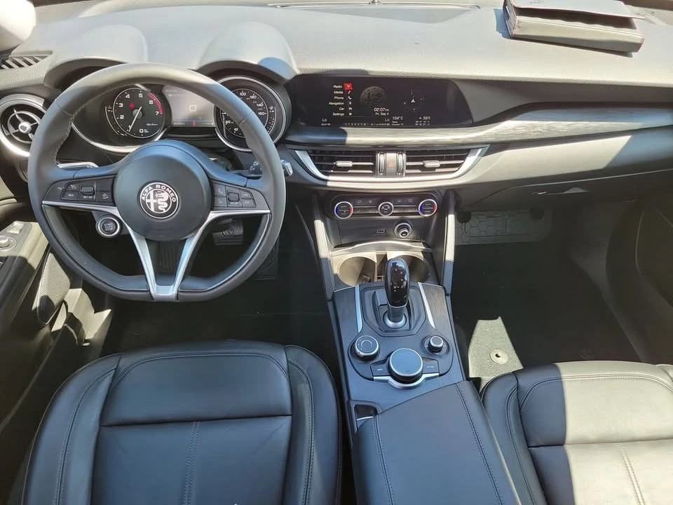 2019 Alfa Romeo Stelvio - Image 13 of 17