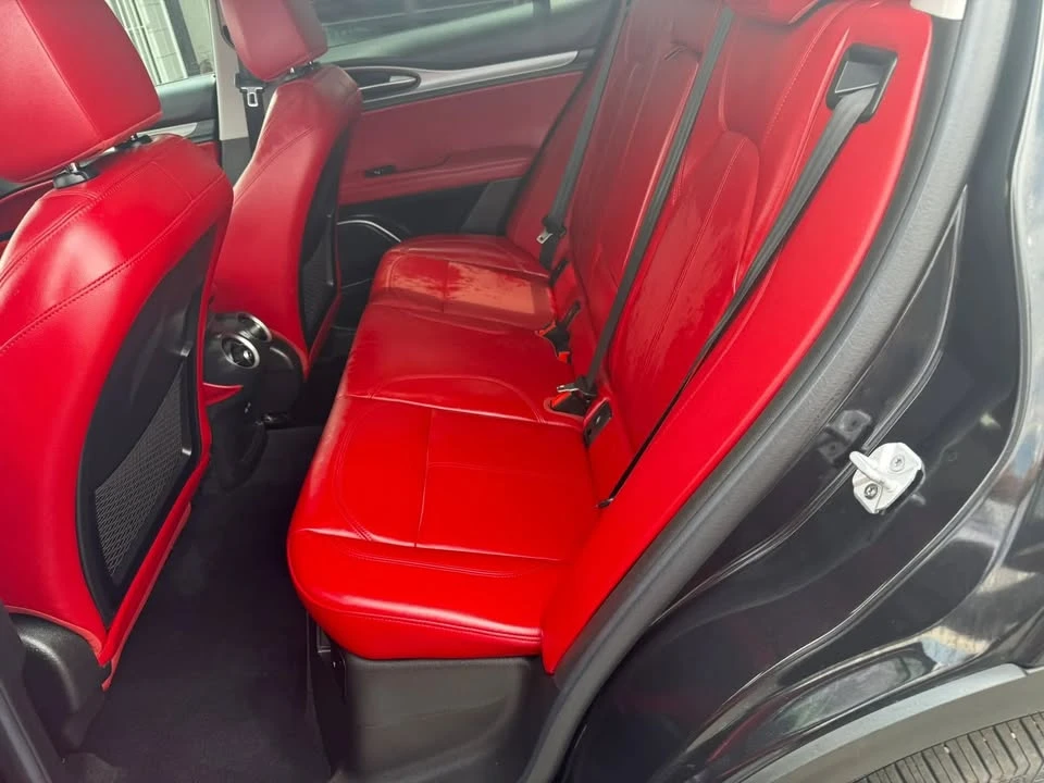 2019 Alfa Romeo Stelvio - Image 10 of 20