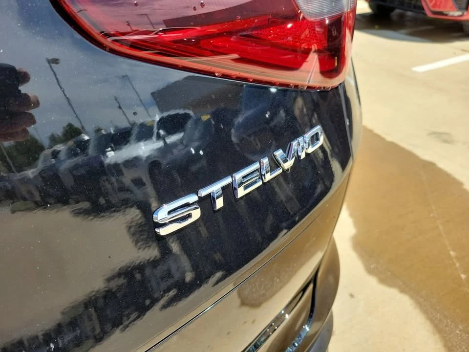 2019 Alfa Romeo Stelvio - Image 6 of 17