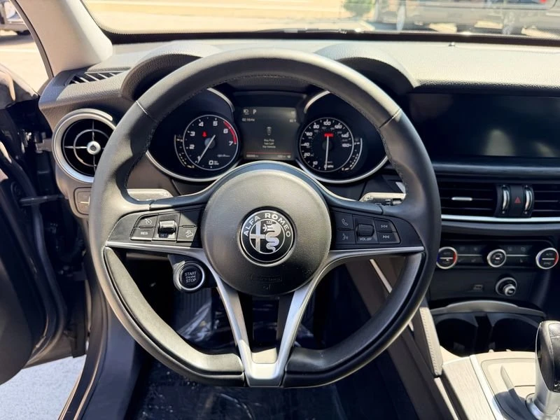 2019 Alfa Romeo Stelvio - Image 17 of 20