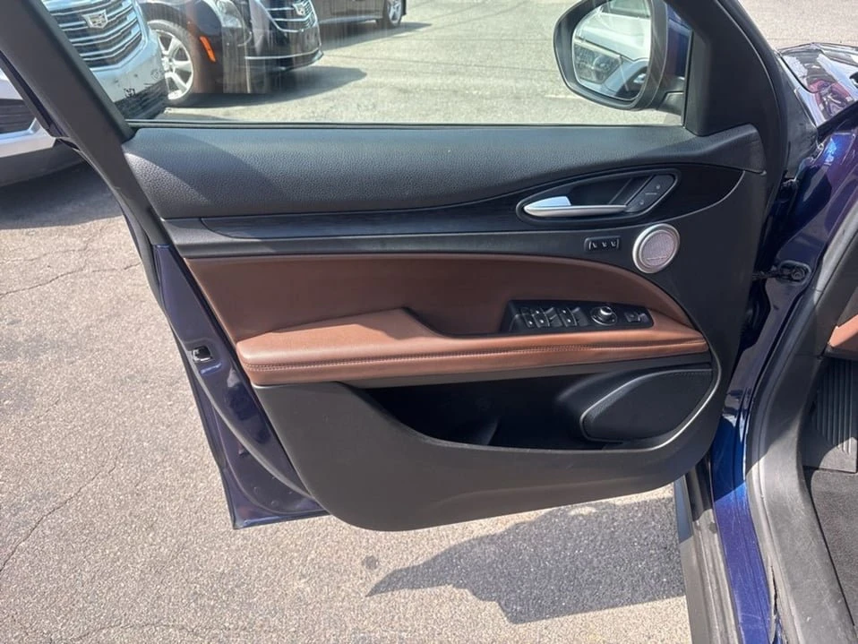 2019 Alfa Romeo Stelvio - Image 6 of 20