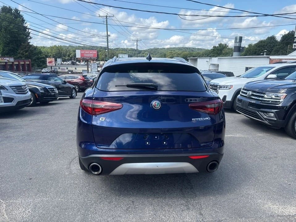 2019 Alfa Romeo Stelvio - Image 17 of 20