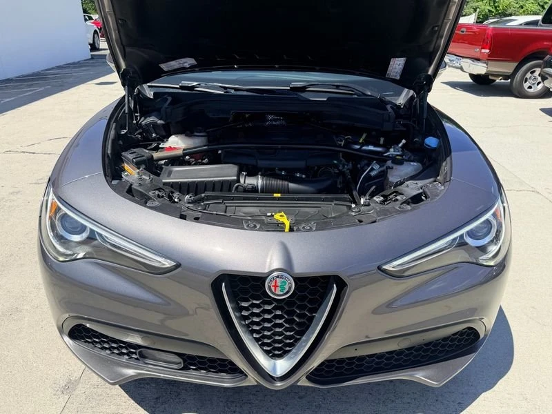 2019 Alfa Romeo Stelvio - Image 11 of 20