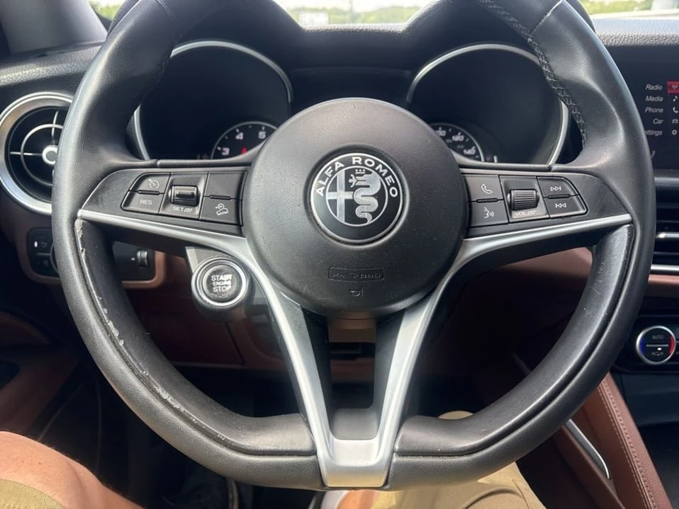 2019 Alfa Romeo Stelvio - Image 9 of 20