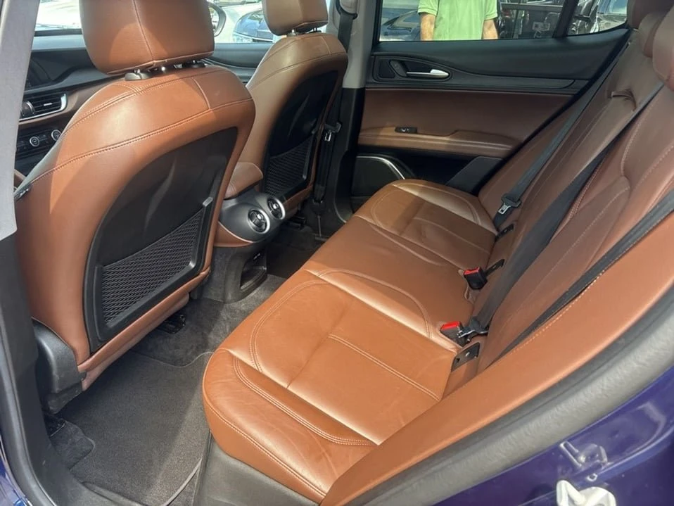 2019 Alfa Romeo Stelvio - Image 14 of 20