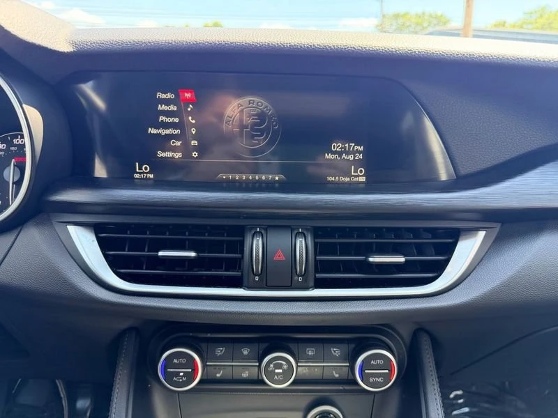 2019 Alfa Romeo Stelvio - Image 19 of 20