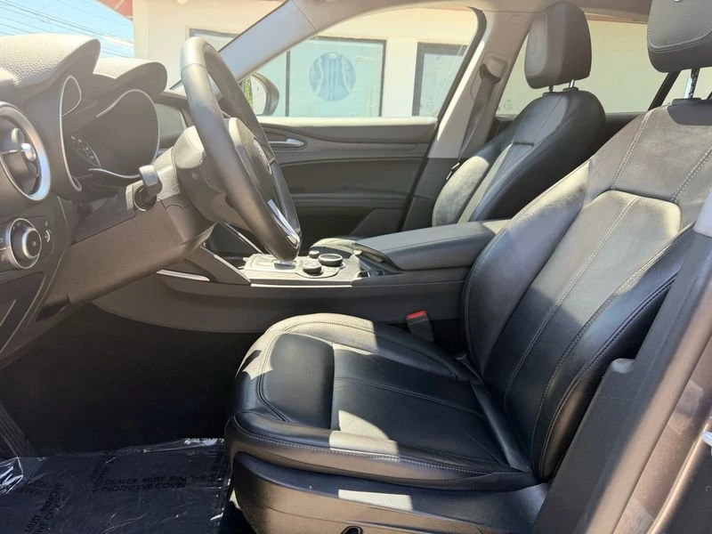 2019 Alfa Romeo Stelvio - Image 12 of 20