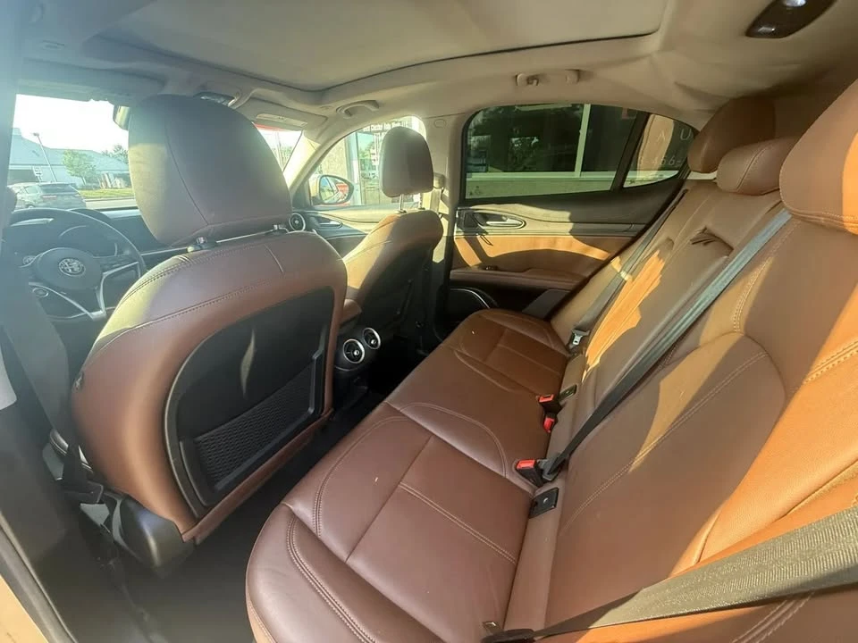 2019 Alfa Romeo Stelvio - Image 10 of 20