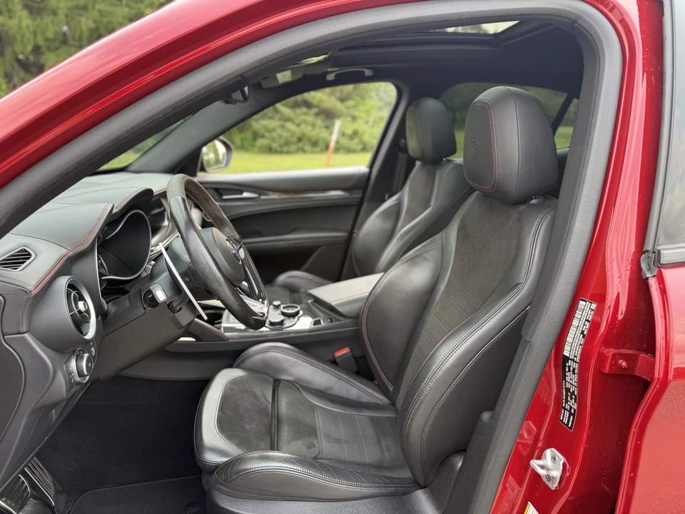 2019 Alfa Romeo Stelvio Quadrifoglio - Image 8 of 8