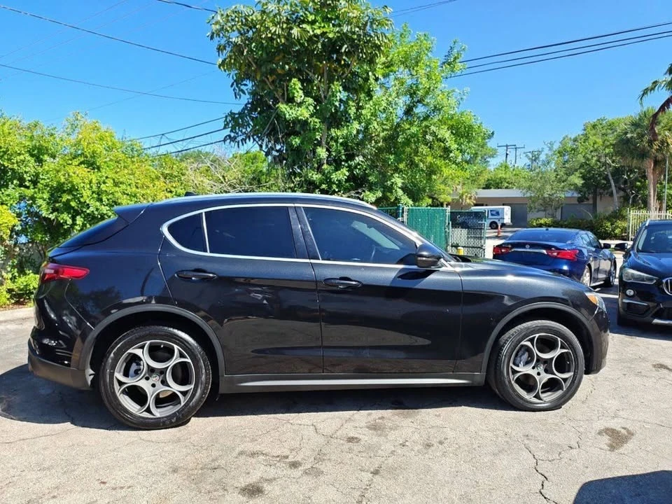 2019 Alfa Romeo Stelvio - Image 2 of 20