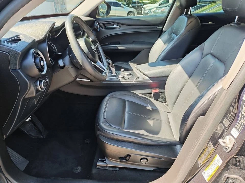 2019 Alfa Romeo Stelvio - Image 19 of 20