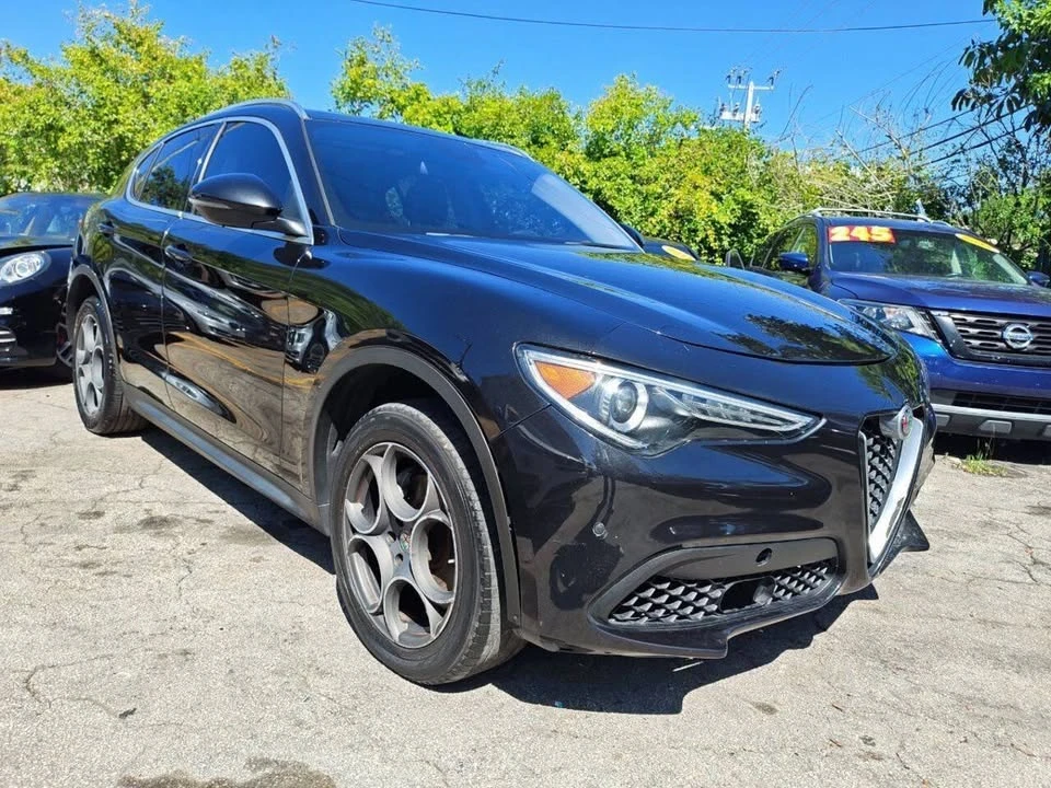 2019 Alfa Romeo Stelvio - Image 13 of 20